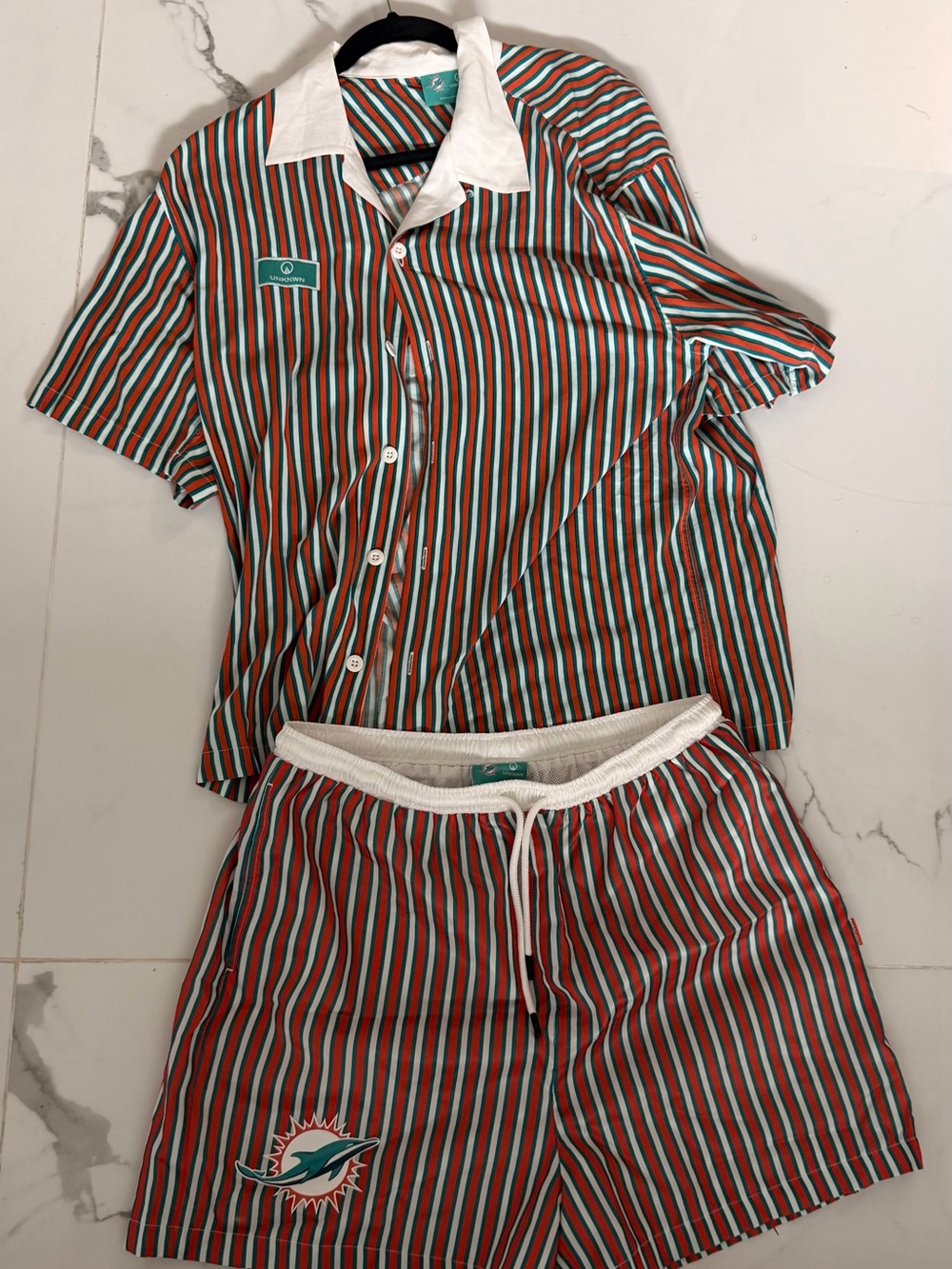 UNKNWN X MIAMI DOLPHINS LIMITED EDITION MIAMI DOLPHINS SET SHIRT & SHORTS XXL